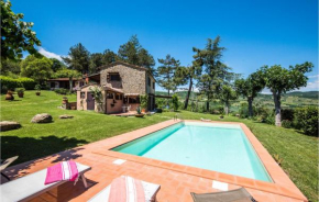 2 Bedroom Gorgeous Home In Capolona Capolona